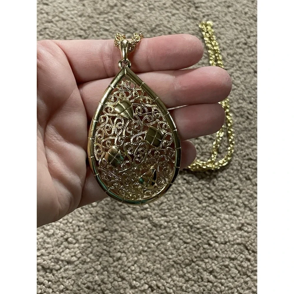 VTG‎ Gold Tone Filigree Necklace 2.5